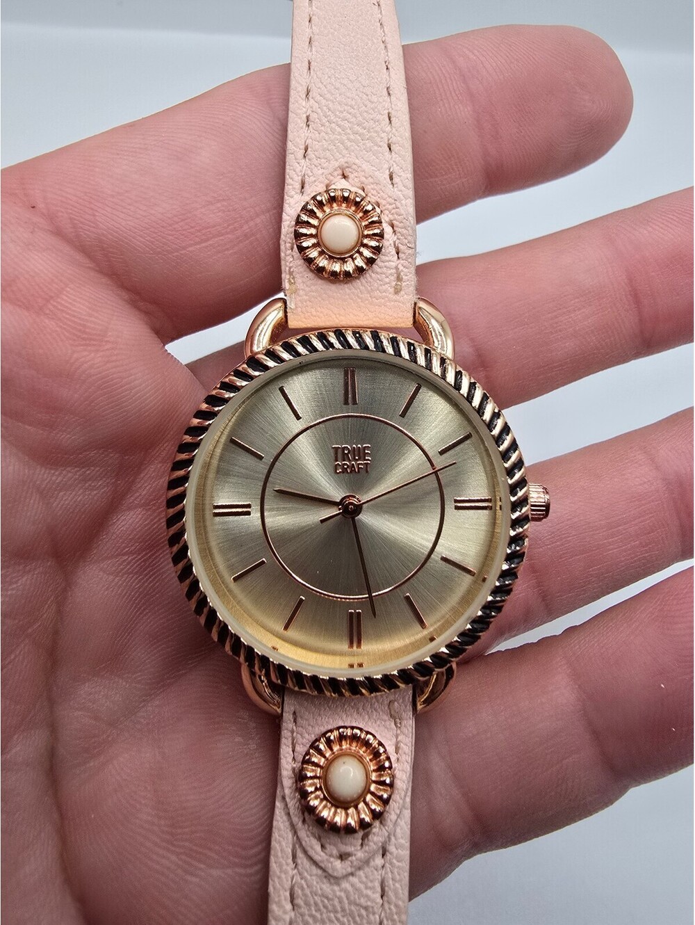 True Craft Women’s Quartz Analog Watch Gold Dial Rose Gold Case Pink Leather